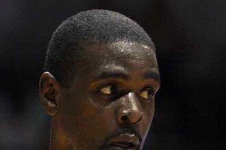 Chris Webber and Allen Iverson Spark Controversy: Rookie’s Bold Move Against Coach!