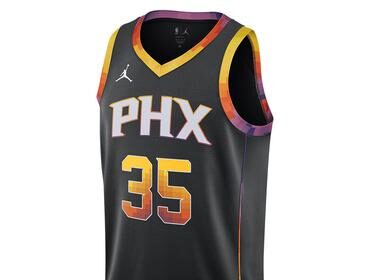 Could the Suns Make a Play for a Bucks Superstar This Offseason?