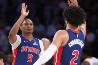 Detroit Pistons Ignite Playoff Hopes with Thrilling Game 5 Victory Over Knicks!