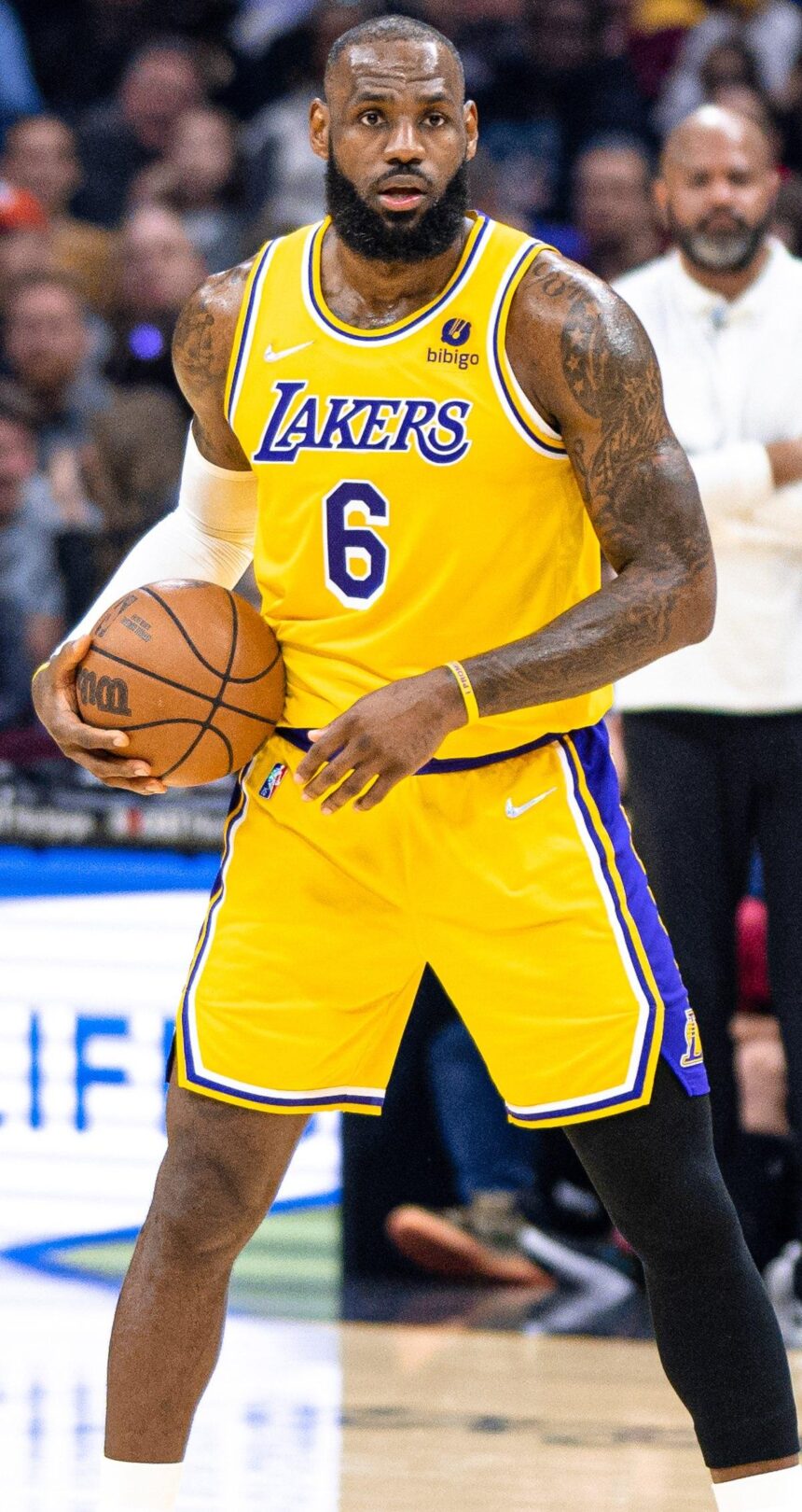 LeBron James’ Future in Jeopardy: Trade Possibilities Loom for Lakers Star!