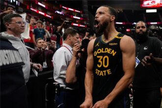 Steph Curry Unleashes Epic ‘Night Night’ Celebration After Dominating Performance to Eliminate Rockets!