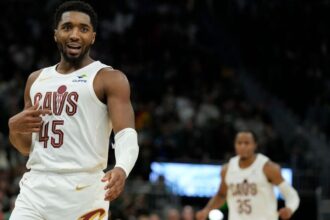 Cavaliers Aim for 10th Straight Win Against Trailblazers in Thrilling Showdown