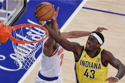 Knicks Hold Off Decisions as Injured KAT Awaits Recovery