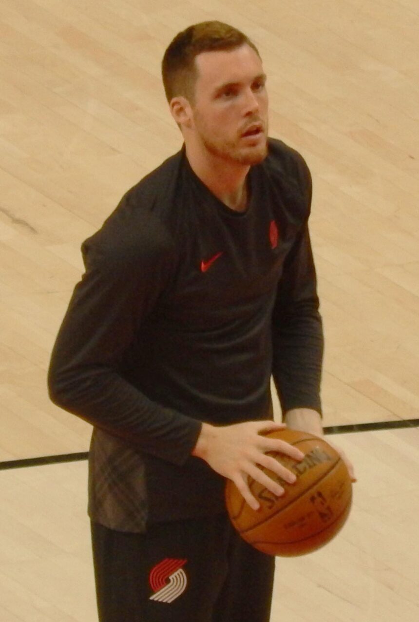 Pat Connaughton Poised to Activate .4M Bucks Contract Option