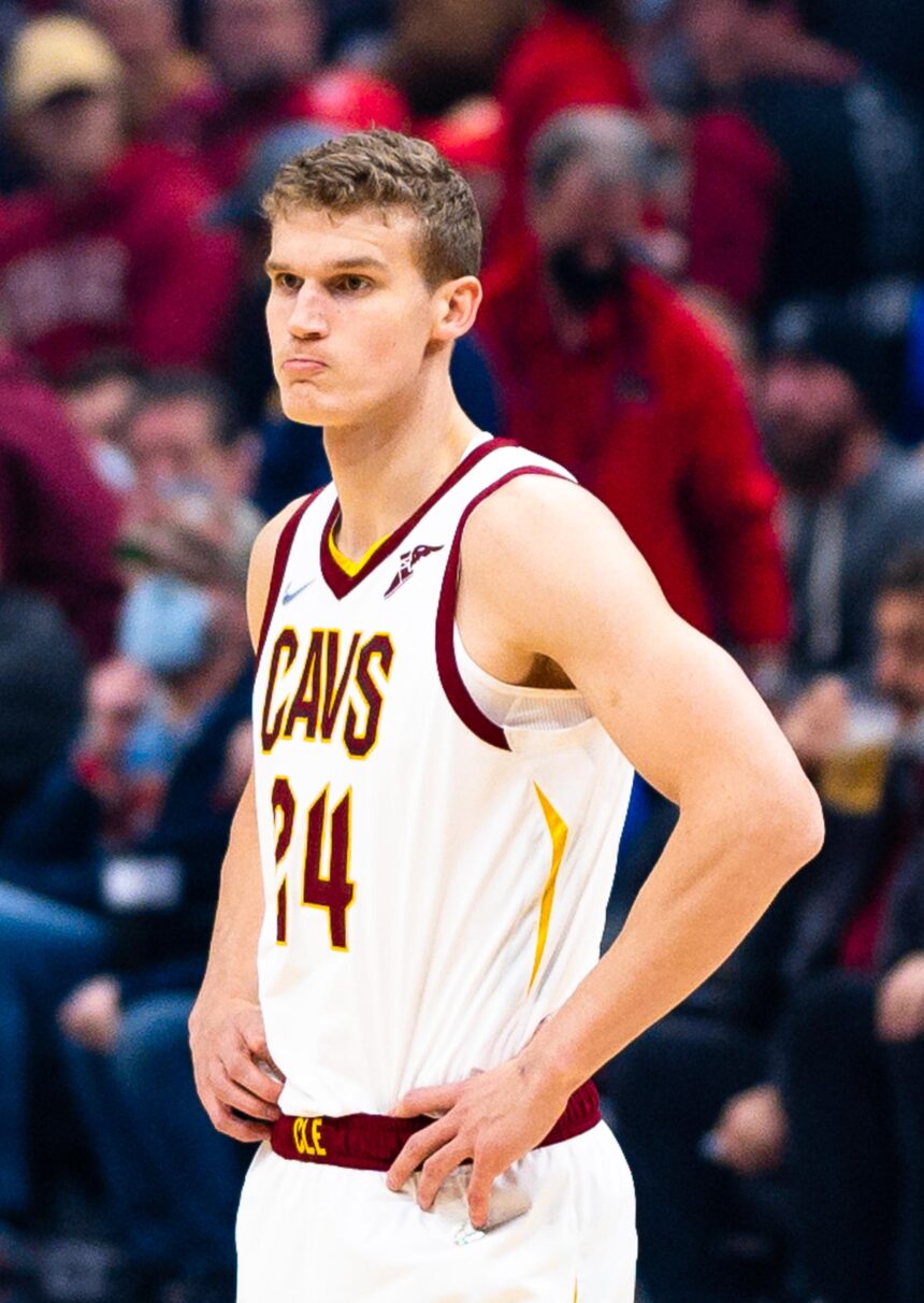 Lauri Markkanen’s Future with Utah Jazz Uncertain Amid Explosive Trade Rumors