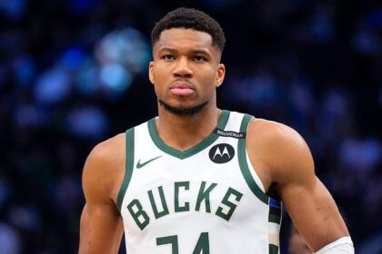 Windhorst Issues Bold Prediction on Giannis’ Future Amid Trade Rumors