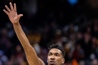 Kings Expected to Trade Malik Monk to Raptors for Guard Connected to New GM