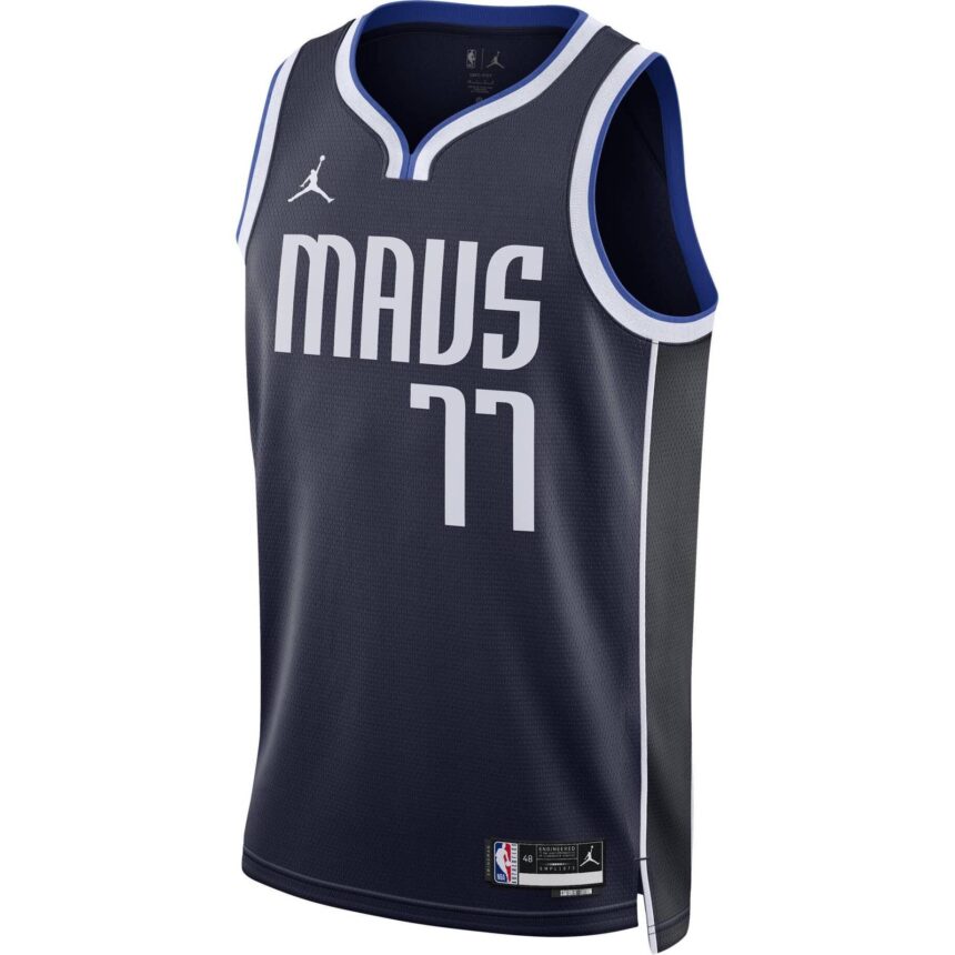 Do the Dallas Mavericks Have a Clear Vision, or Are They Just Flying by the Seat of Their Pants?