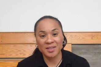 Dawn Staley May Turn Down New York Knicks for Dream WNBA Opportunity After Historic Announcement