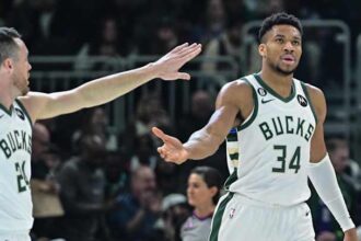 Bucks Cut All-Star Damian Lillard, Reach Agreement to Sign Myles Turner