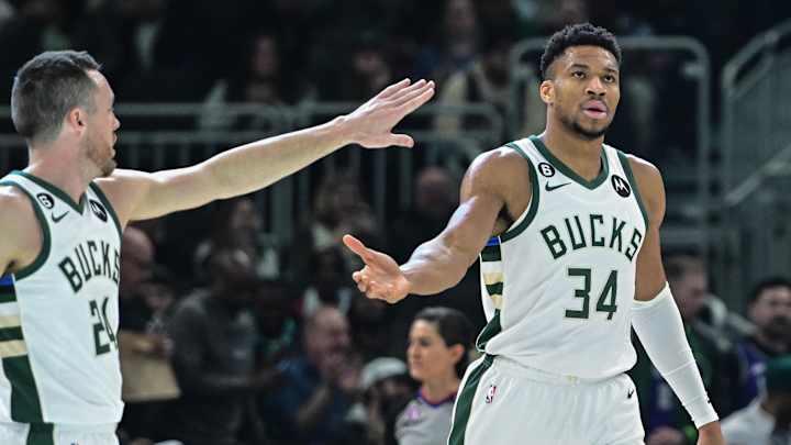 Bucks Cut All-Star Damian Lillard, Reach Agreement to Sign Myles Turner