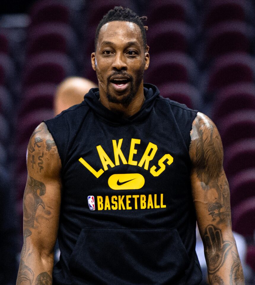 Dwight Howard Surpasses Shaquille O’Neal to Earn Magic’s Greatest Honor