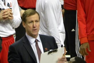 Terry Stotts Chooses to Stay with the Warriors Despite Knicks Rumors