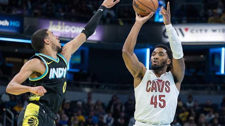 Why Kenny Atkinson Can’t Stop Rewatching the Cavs-Pacers Showdown