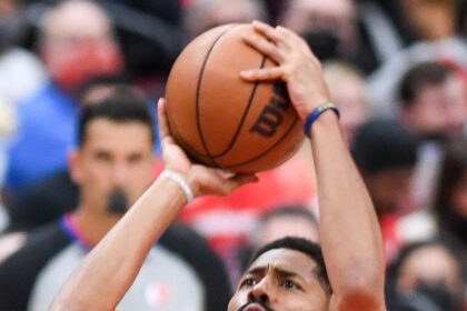 11-Year NBA Veteran Spencer Dinwiddie Emerges as a Premier Available Guard