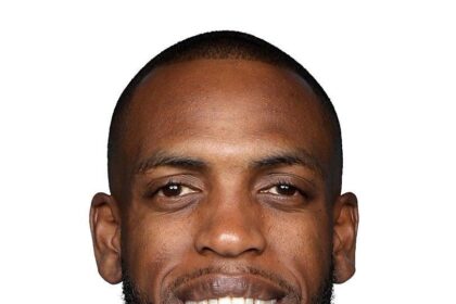 Khris Middleton Returns to Milwaukee for First Time Since Trade to Wizards