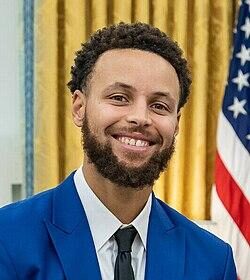 Steph Curry Celebrates Warriors’ Dominant Blowout Victory Over LA Clippers