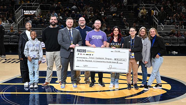 Here are several more engaging headline options (no source mentioned):

– Pacers and Simon Family Donate 0,000 to Feed Hoosiers Facing Food Insecurity  
– Pacers, Simon Family Pledge 0K to Help Indiana Families in Need  
– 0,000 Gift from Pacers