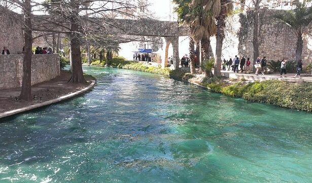 San Antonio Spurs vs. Cleveland Cavaliers: Live Updates, Stats, and Play-by-Play Action