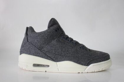 Michael Jordan’s Rookie Shoes Fetch Nearly 0K While Kobe Memorabilia Steals the Show at Auction