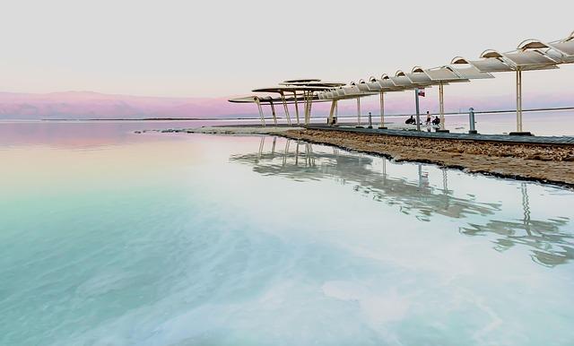 Booker Lights Up as Suns Outlast Pelicans 123-114 in Fiery Clash Highlighted by Alvarado-Williams Scuffle