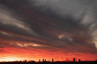 On a Memorable Atlanta Night, the Hawks Show Their True Grit