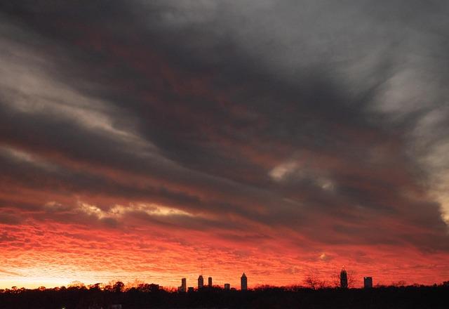 On a Memorable Atlanta Night, the Hawks Show Their True Grit